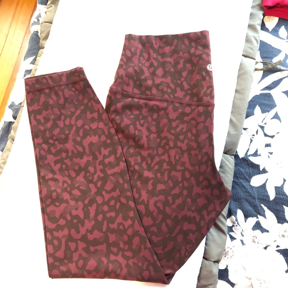 Lululemon size 10 leggings